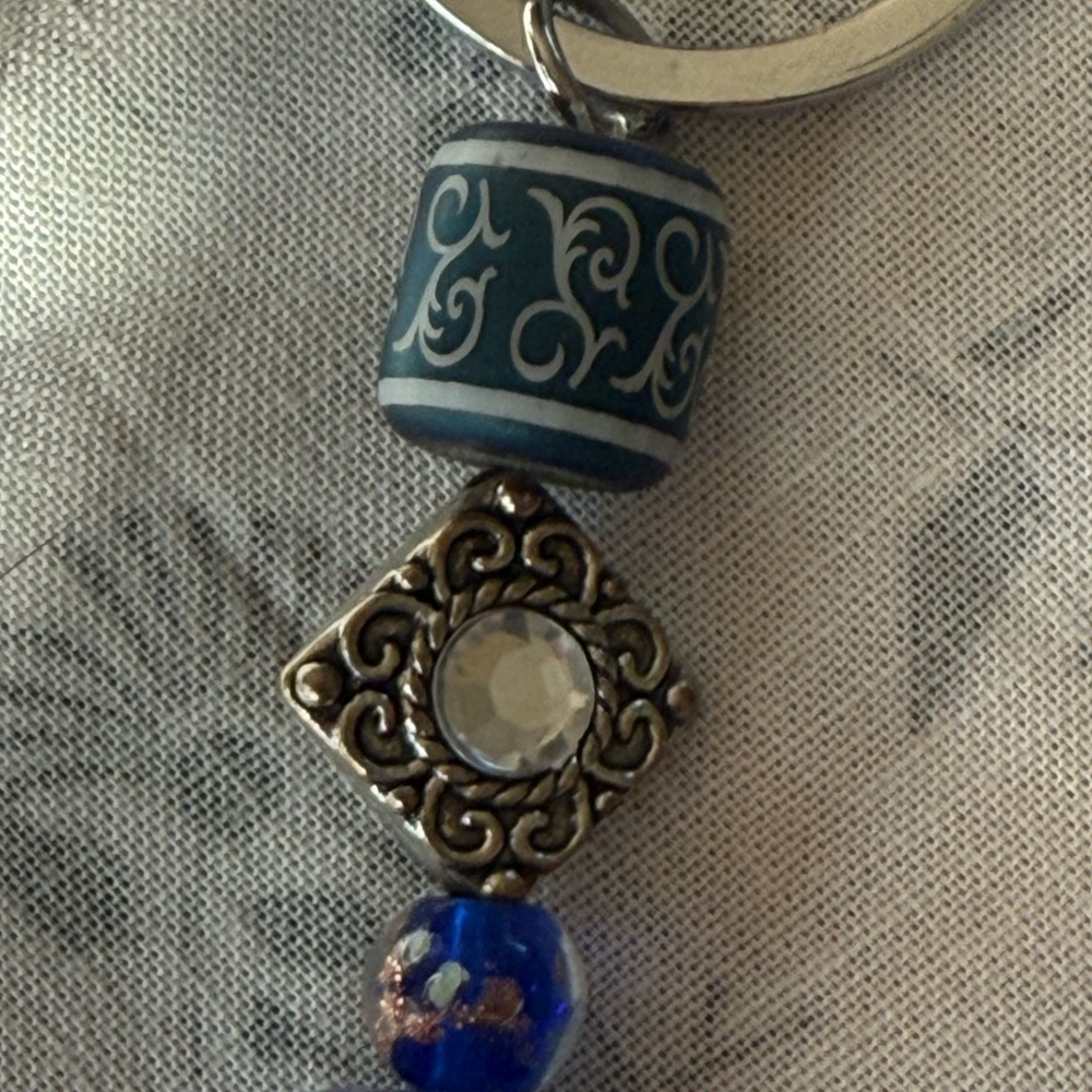 Blue and Silver Beaded Owl Pendant - Picture 5 of 5